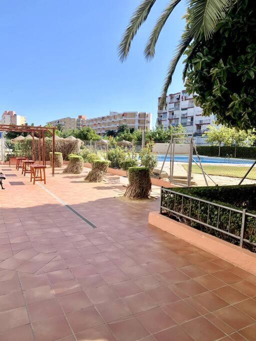 Bouquet Dream La Pineda Apartment Exterior foto